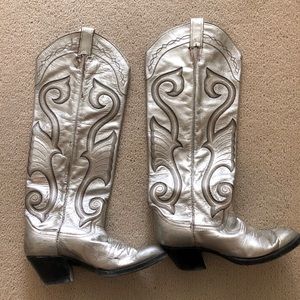 Vintage Larry Mahans Silver Cowboy Boots